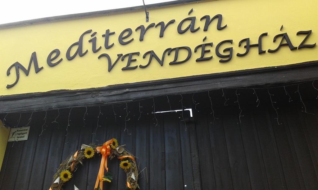 Mediterrán Vendégház Kecskemét Exterior foto